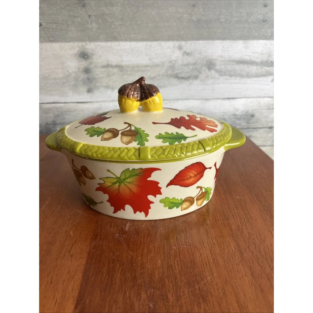 Temptations by Tara Fall Harvest Stoneware Bowl with Lid New 16 oz Ppp-LD-301394